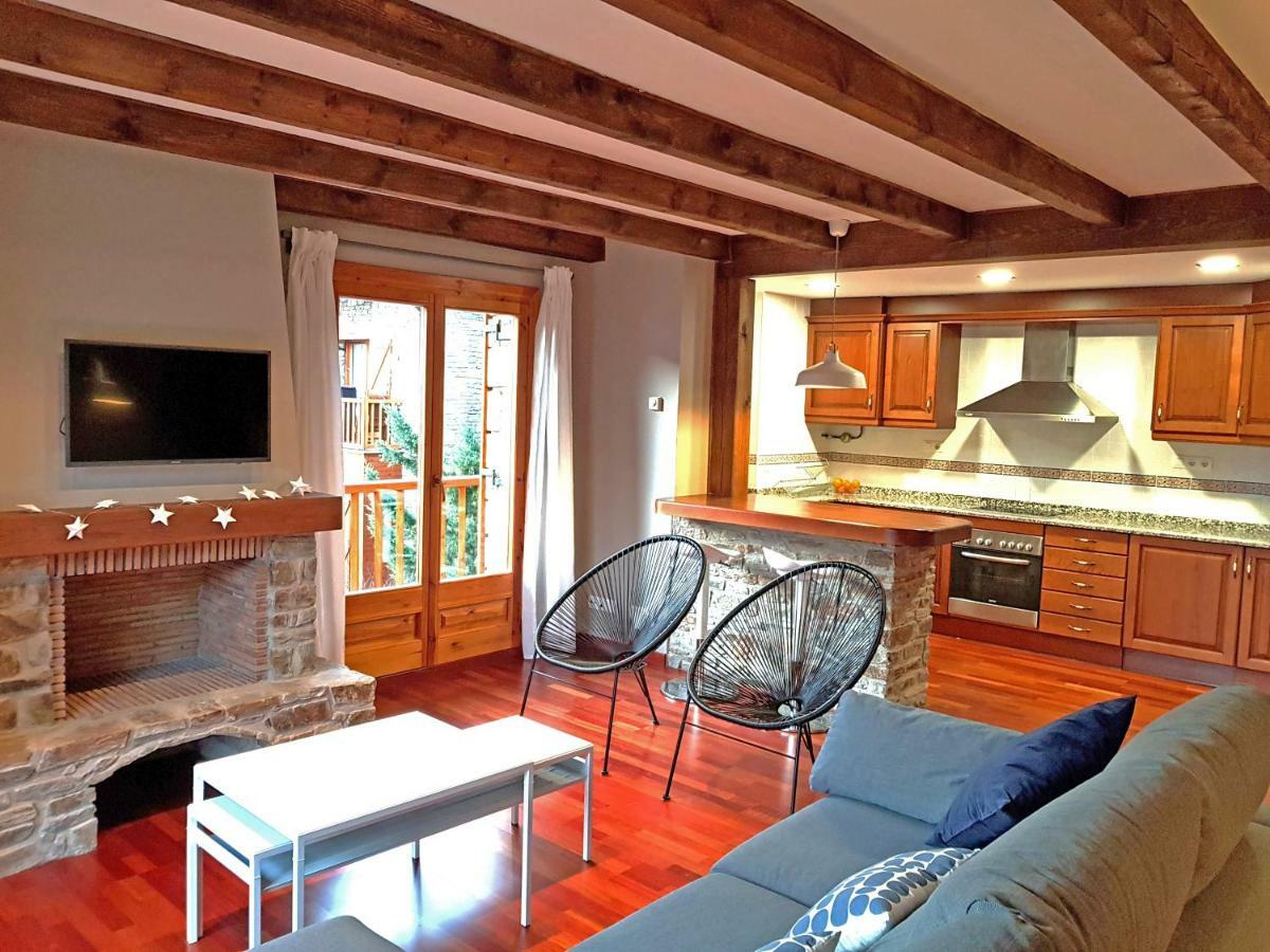 Apartamento Duplex Esterri D'Aneu Bagian luar foto
